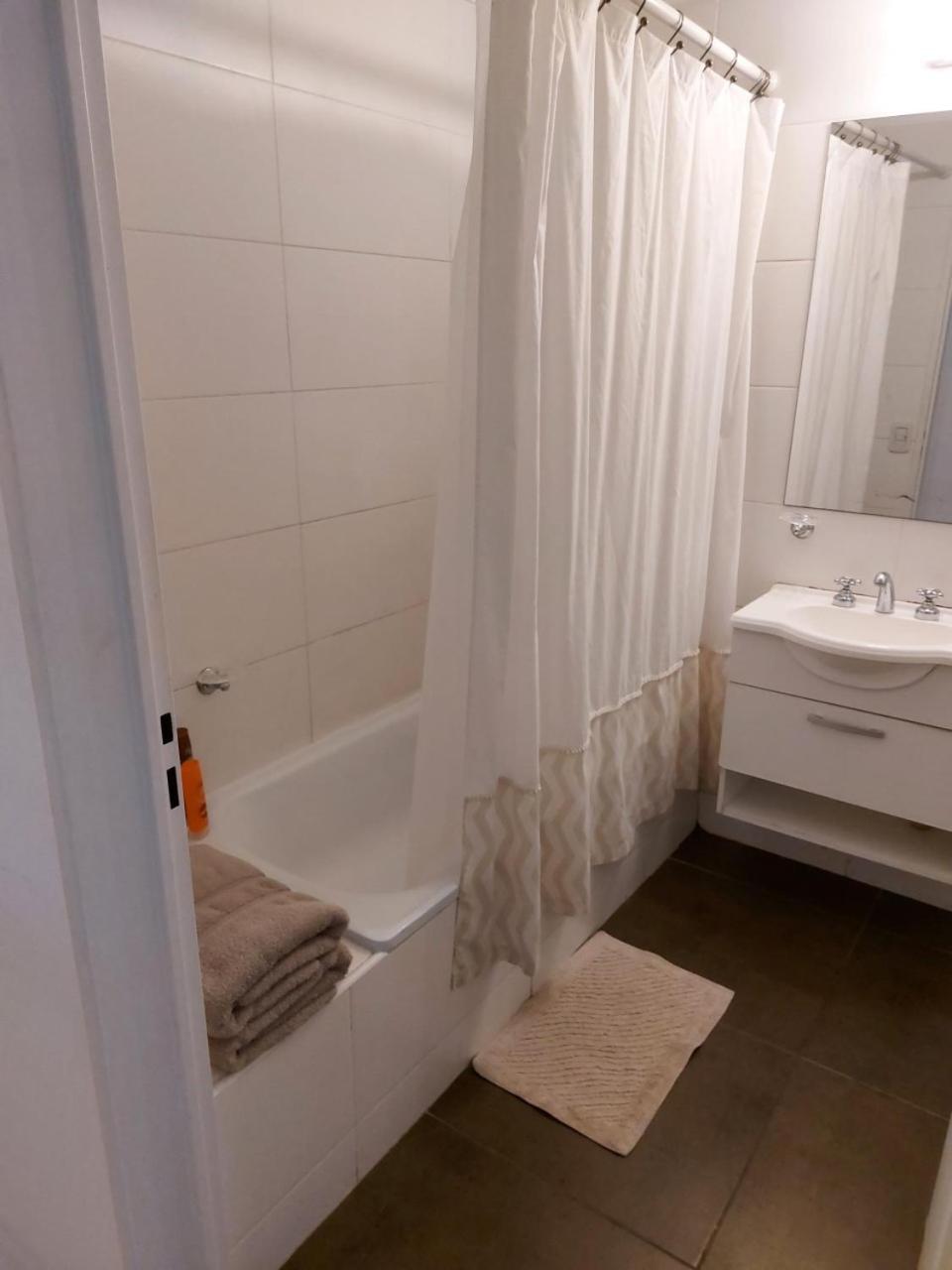 Appartamento Excelente Departamento, piso alto Buenos Aires Esterno foto